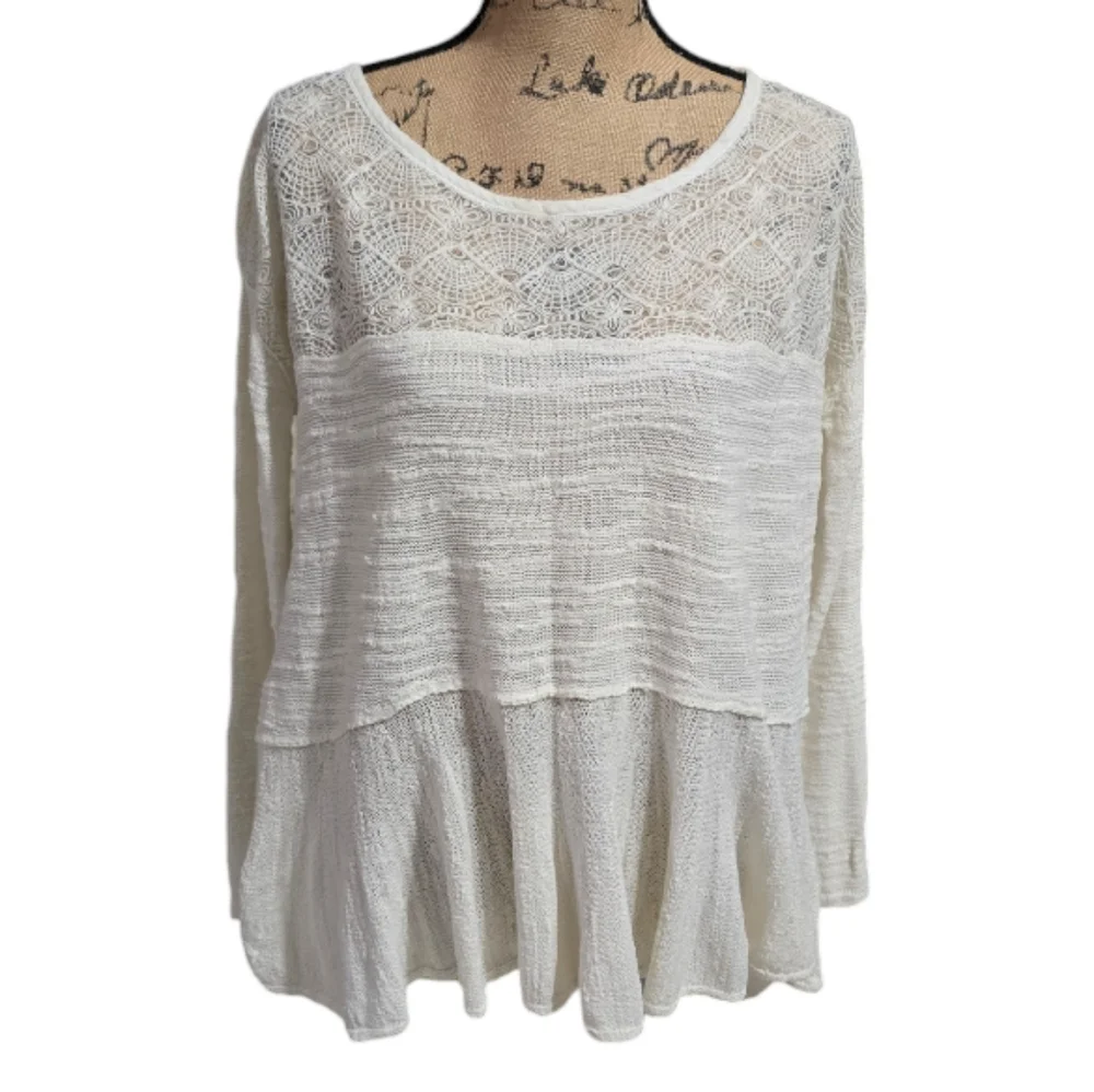 Free People Kristobel Ruffled Lagan Knit Sweater,‎ Cream, size XS